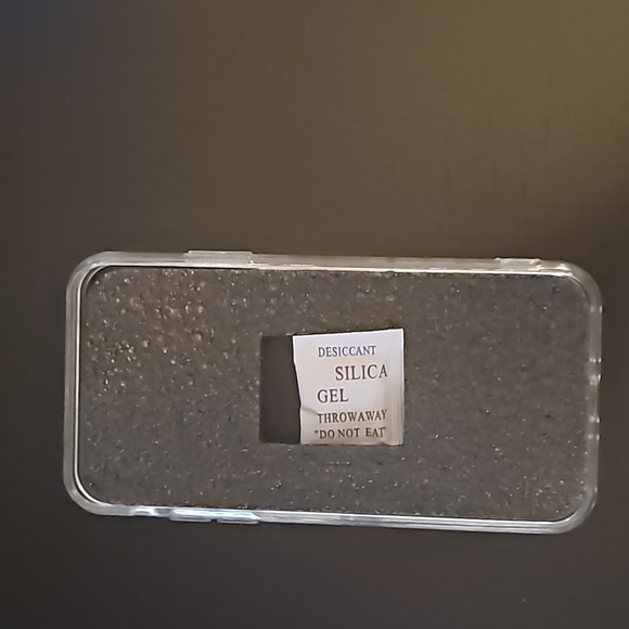 IPhone X/XS leather floral card case - Picture 2 of 4